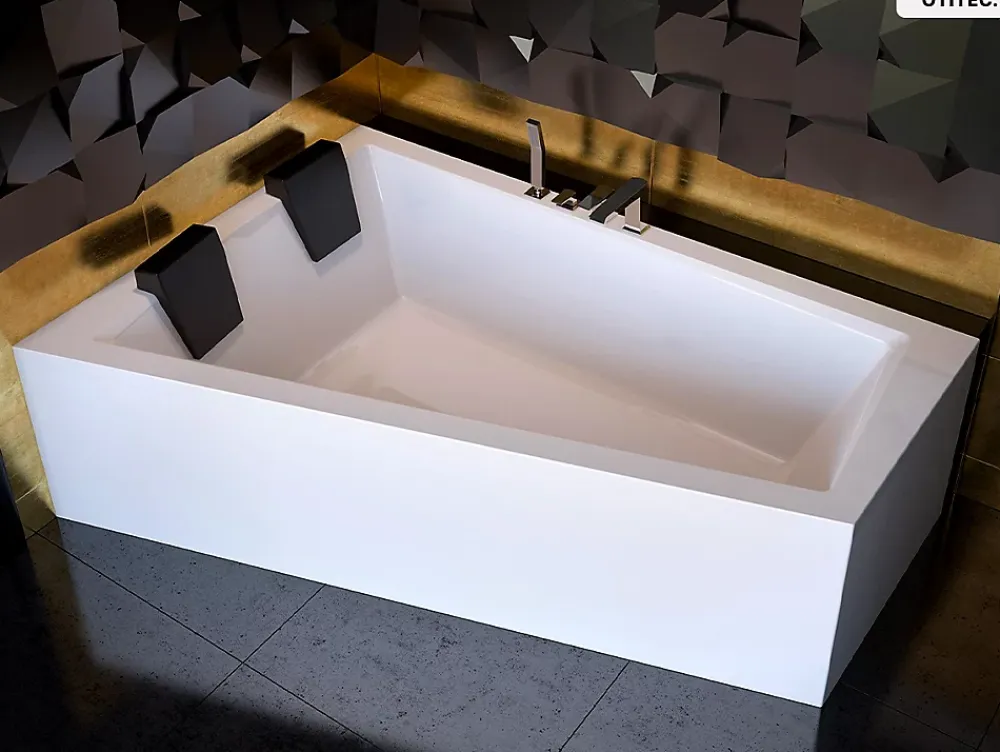 Besco Baignoire asymétrique - 170 x 125 cm - Gauche - avec Habillage - Pieds - Vidage Chrome - INTIMA DUO