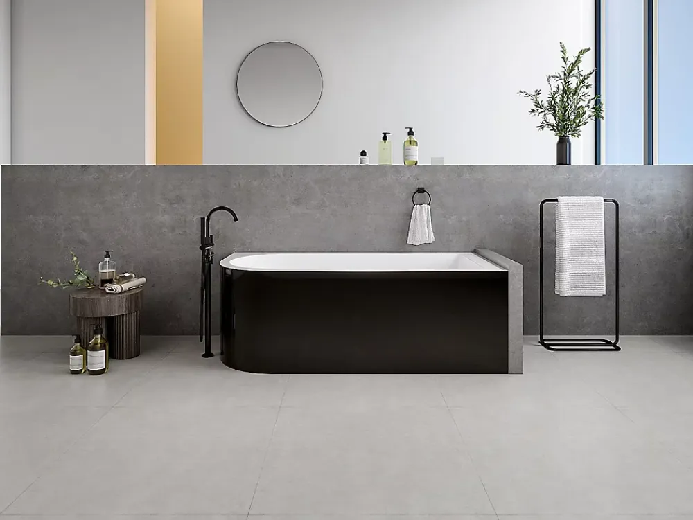 Vente-unique Baignoire d'angle - 240L - 170 x 75 x 58 cm - Noir brillant - Angle droit - ANIKA