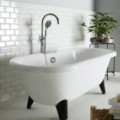 Baignoire Îlot|Planète Bain Baignoire îlot Charly blanche rétro + pieds conique noir