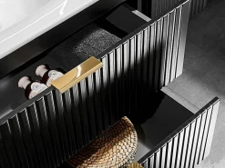 Vente-unique Meuble de salle de bain suspendu strié avec vasque à encastrer - Noir - 120 cm - ZEVARA
