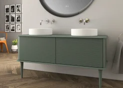 Baden Meuble sous-vasque à suspendre l.141 cm avec plan de toilette, 2 vasques à poser et pieds H.29 cm, vert mat, Idra
