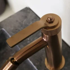 Robinet De Bidet|Essebagno Mitigeur bidet bas cuivre brossé Molette