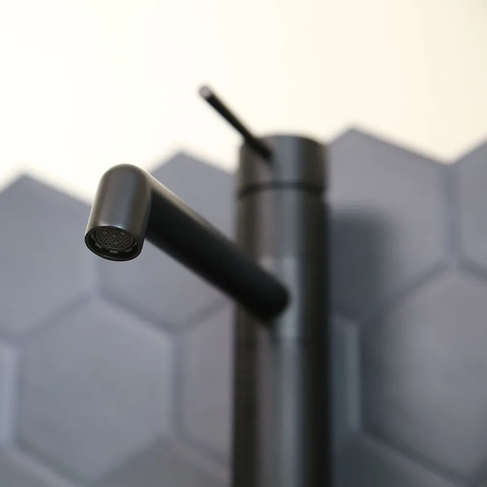 Essebagno Mitigeur de cuisine noir Lollipop