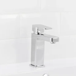 GoodHome Mitigeur de lavabo chromé Pazar