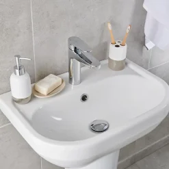 GoodHome Mitigeur de lavabo chromé Cavally L