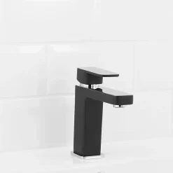 Cooke & Lewis Mitigeur de lavabo noir H.16,6 cm GoodHome Pazar