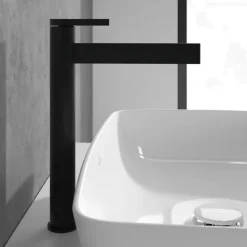 Villeroy & Boch Mitigeur lavabo droit surélevé VILLEROY ET BOCH Dawn sans tirette Noir mat