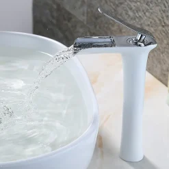 Kroos Mitigeur vasque, cascade Blanc et Chromé