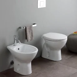 Wc À Poser|Kiamami Valentina Paire De Sanitaires Au Sol Wc Et Bidet En Céramique Blanche - Cipro