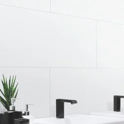 Dumawall+ panneaux muraux douche - dalle pvc gloss white 37,5 cm ht x 65 cm lg - lot de 8 plaques - 1,95 m2