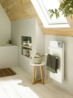 Thermor Radiateur sèche-serviettes compact MAJORQUE - Puissance avec la soufflerie : 600W + 800W - couleur blanc - Dimensions : 340 x 70