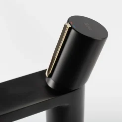 Rea Robinet de lavabo Icon black low