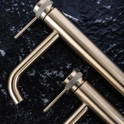 Rea Robinet De Lavabo Lungo Grip High Brush Gold