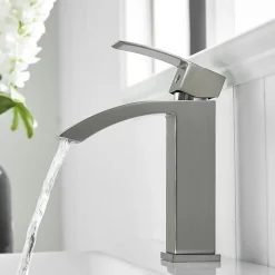 Saniverre Robinet mitigeur bec cascade LERIO chrome brossé -