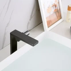 Robinet Lave-Mains|Bernstein Robinet mitigeur monocommande design - corps haut - gun métal pour lavabo ou vasque NT3220G