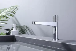 Robinet Lave-Mains|Bernstein Robinet pour lavabo vasque et évier design en laiton peu bruyant et avec aérateur économie d'eau - H. 16,3cm - Chrome