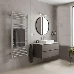 Matisere Sèche-serviette eau chaude chromé de 660mm de haut et 430mm de large - 179 Watt - FIO660/430SXCROK