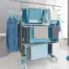 IDMarket Séchoir à linge vertical pliable 3 niveaux OPTIMUM capacité 30M avec tringle télescopique cintres et pinces blanc et bleu