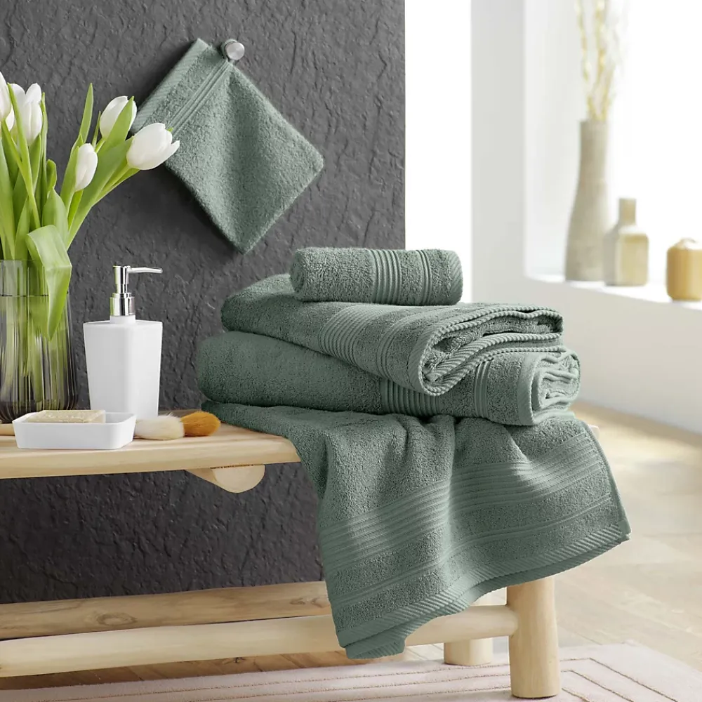 Eden Serviette ou drap de douche 70 x 130 cm Tendresse vert cèdre